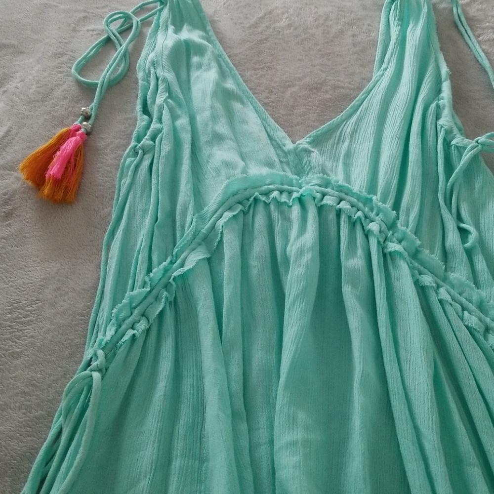 Beach dress or cover up new - Picture 2 of 2